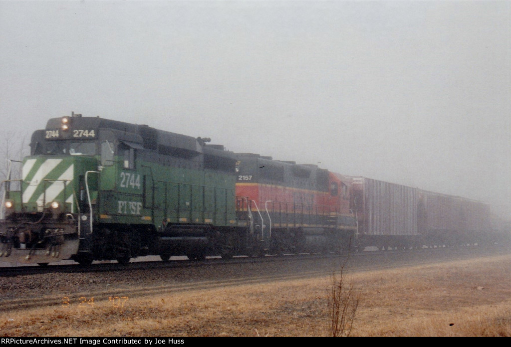 BNSF 2744 East